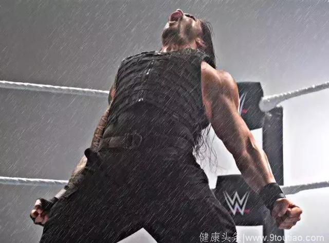 罗曼雷恩斯因白血病被迫交出WWE环球冠军！