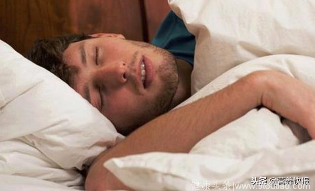 经常失眠睡不着，可能是肝气郁结，学会3招，助你睡到自然醒