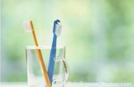 电动牙刷与传统牙刷哪个更能彻底清洁口腔？