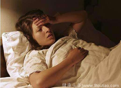 睡觉时出现这3个症状，可能是肝不好，别等得肝病才后悔