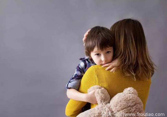 心理学家：这8个迹象，表明你正在养育一个自卑的孩子