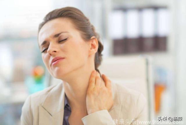 工作劳累患上颈椎病怎么办？每天做一套保健操可缓解颈椎不适感