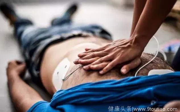 中国留学生惨死健身房，扑咚一下命没了，健身别忘这几件事