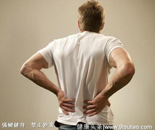 竖脊肌不能孤立训练，那样会让腰部受伤，锤炼竖脊肌你要这样做