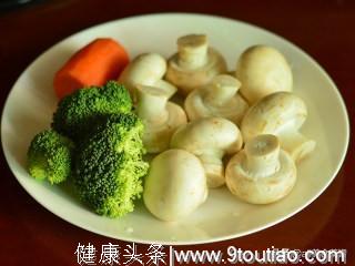 家常素菜菜谱，西兰花炒蘑菇，健康下饭的素菜食谱，营养又简单