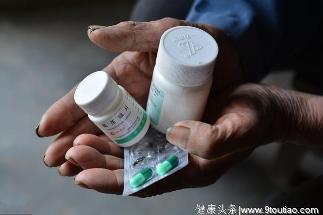 肝癌患者一半在中国，医生呼吁：4种食物尽量远离，肝经受不起！