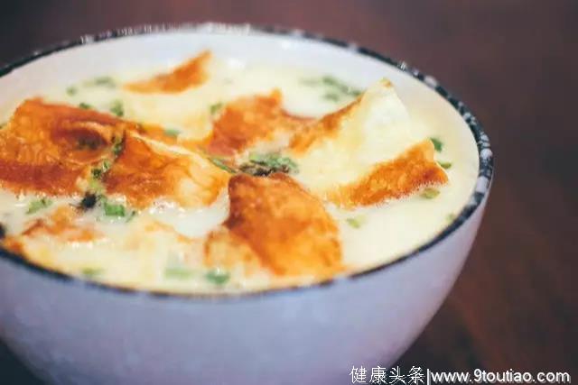 今天中午吃什么？就去吃这些上海平价“米其林”的美食吧！