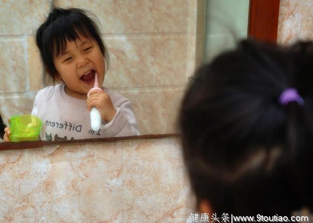 2岁就长蛀牙不是危言耸听，usmile儿童冰淇淋电动牙刷确有必要