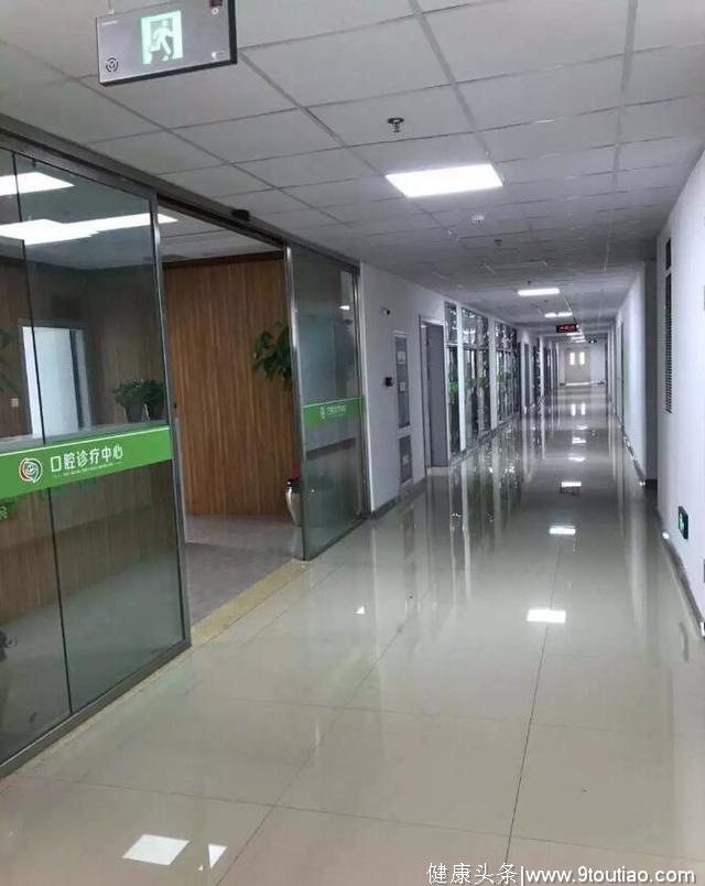 3月21日江苏省口腔专家到宿迁市儿童医院口腔中心会诊、指导工作