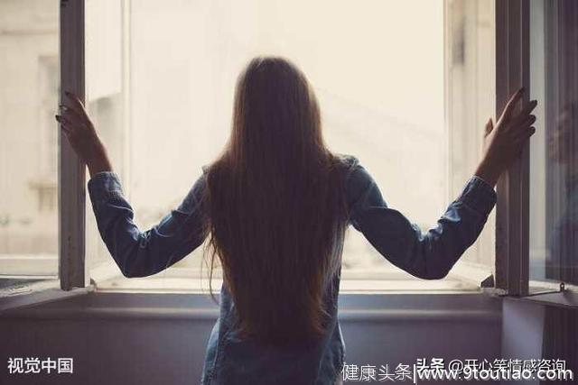 心理测试：4个背影，哪个更迷人？秒测你在男人心中有多大魅力！