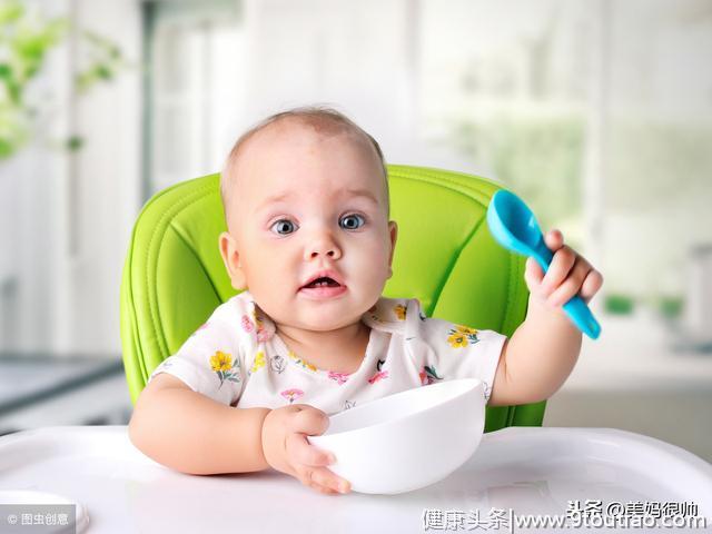 附图演示：什么时候能给宝宝吃3餐辅食，要注意什么，不爱吃咋办