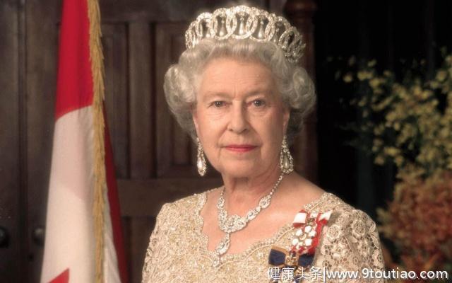 英国女王每天都吃什么？看了她喜欢的食物，贫穷限制了想象力