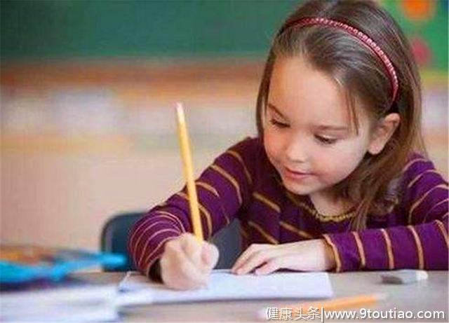 作业总拖到最后才写，孩子有“拖延症”，3个主因和5个方法要收藏