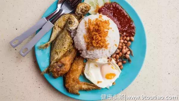 新加坡人早餐吃什么？油条还可以配这个？