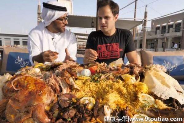 全球最富有城市迪拜，当地人土豪一日三餐吃什么？看完出乎意料