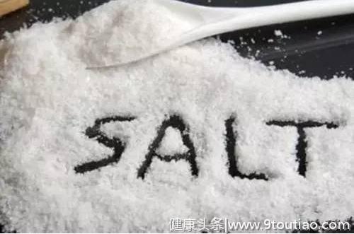 所有人都必须低盐饮食？最新研究高盐饮食抑制肿瘤生长