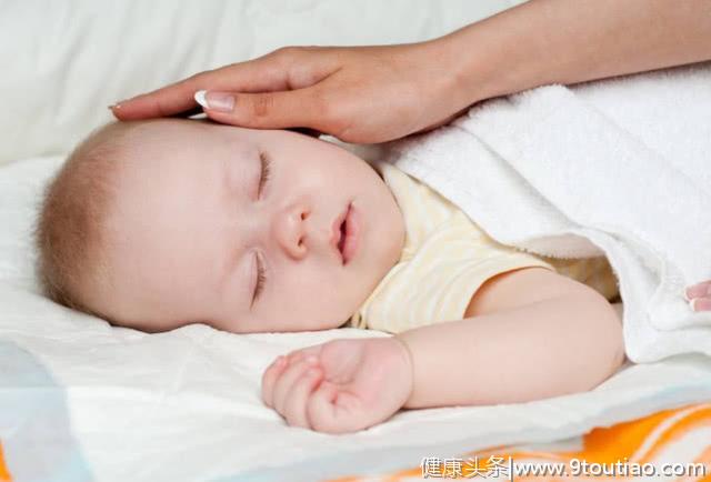 心理测试：你觉得哪个宝宝没有睡着？测你最容易被谁算计