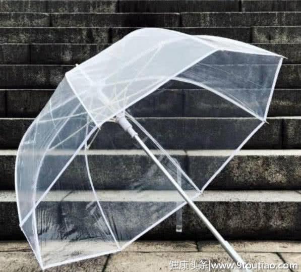 心理测试：四把雨伞，凭直觉选一把，测今生谁愿意为你遮风挡雨？