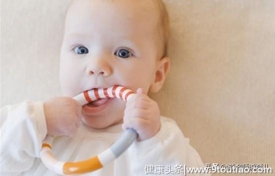 长牙期的三要三不要关乎宝宝毕生牙齿健康