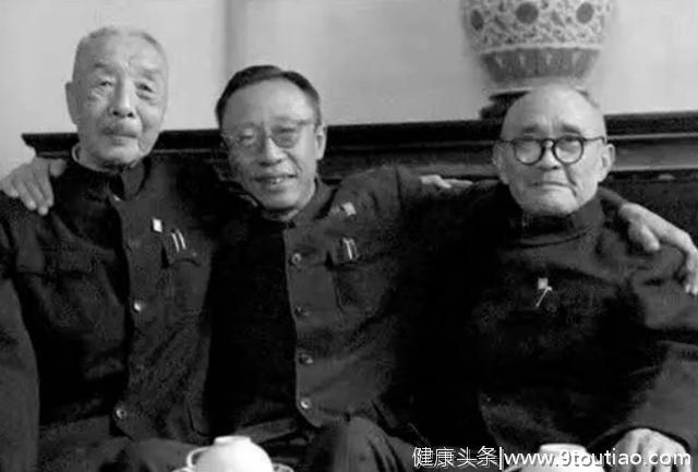 他是溥仪贴身御医，坐牢二十八年，出狱后把300年祖传秘方上交