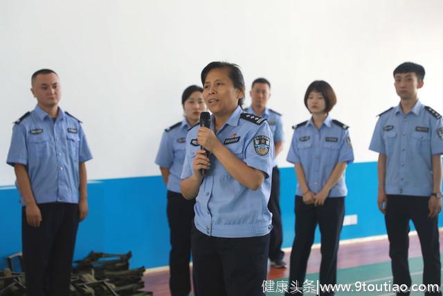 吕梁市公安局送教团队走进中阳县公安局开展战时心理健康训练活动