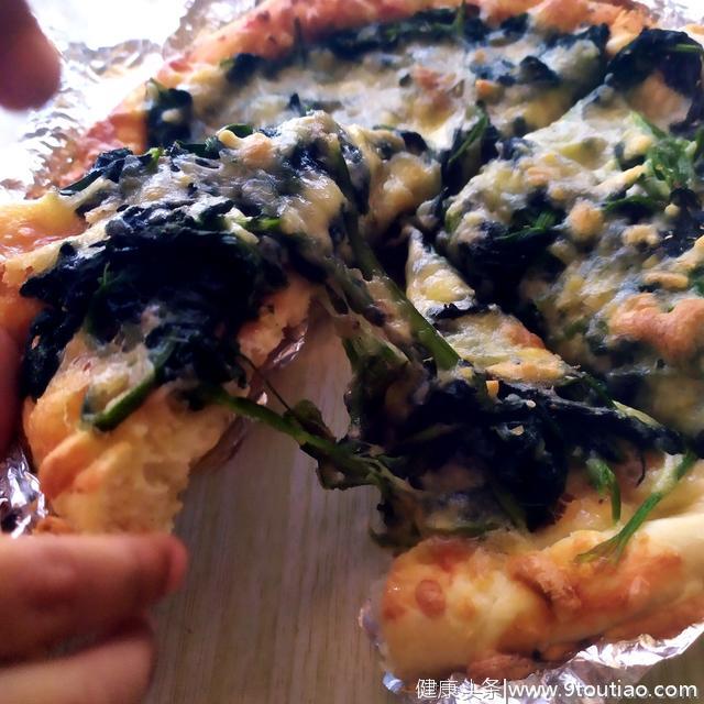 菠菜还可以这么吃，秋季养生首选菜，厚底芝士披萨给你暗送秋波