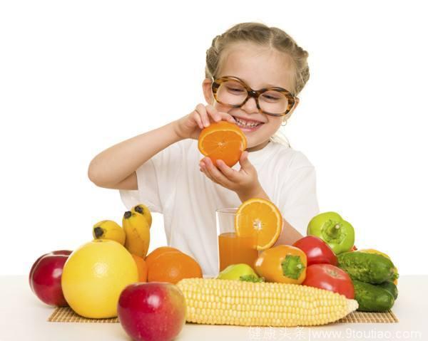 怎样给孩子补充各种维生素？7种不同的维生素对孩子的成长各有什么作用？快了解一下吧！