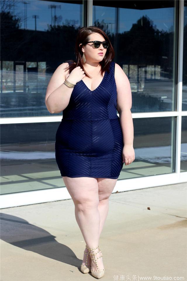 胖女孩不要自卑 117kg的这个胖女孩通过上传穿搭视频成为千万富翁