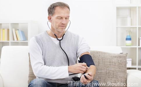 高血压不只是老年病，如果出现这三种症状要及早检查治疗