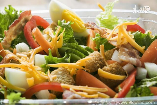 减脂食谱丨7款减脂沙拉的做法，好吃不胖