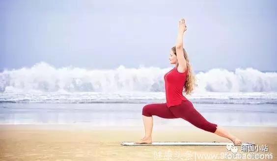 瑜伽体式精讲丨战士一式（Virabhadrasana I）调动你的身体，让瑜伽再进一步