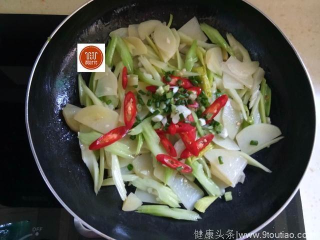 这两样菜一起炒，防治动脉硬化高血压，减肥美颜效果明显，你试试吧！