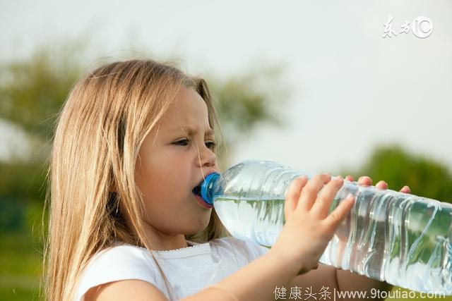 很多人总说多喝水对身体好，其实如果水喝太多足以致命！