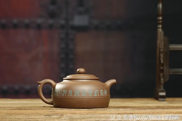 绿茶与抗癌有什么关系？泡绿茶紫砂壶的选择的建议！