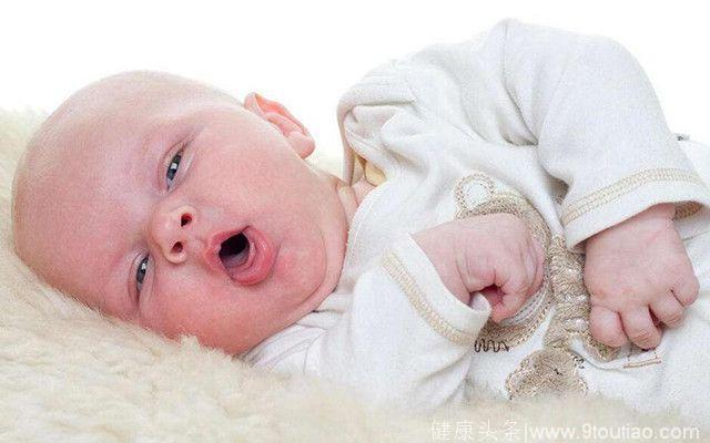 宝宝感冒容易引发4种疾病，有这些症状时，家长别大意