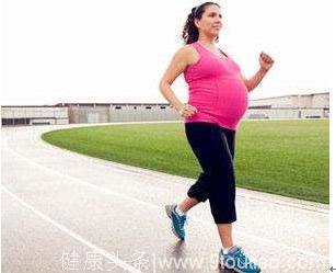 怀孕期间准妈妈适当运动 未来宝宝更加乖巧聪明