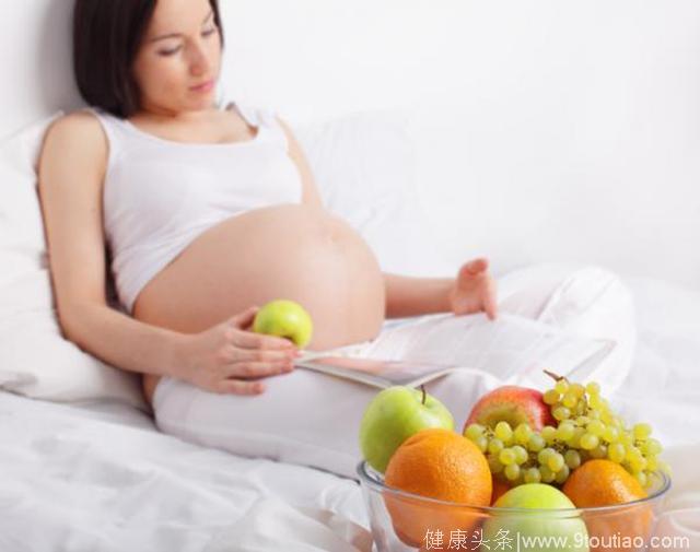 孕后期，不显怀，是不是胎宝宝发育不良？