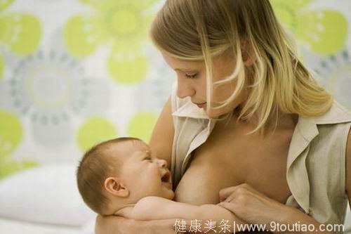 宝宝“迷恋”妈妈的乳房睡觉，该怎么破？看完你就懂了！
