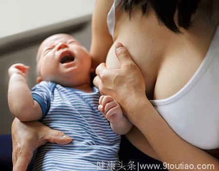 宝宝“迷恋”妈妈的乳房睡觉，该怎么破？看完你就懂了！