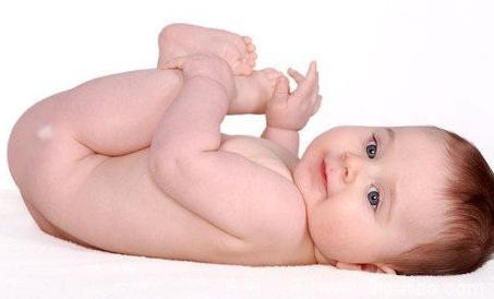 宝宝身上的胎记不容忽视，特别是这几种