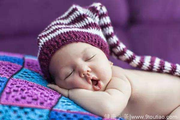 宝宝落地醒原因，如何做到这几点，让妈妈解放双手让宝宝拥有好睡眠