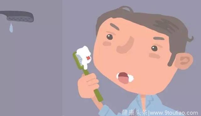警惕：为什么牙龈总是出血？严重可导致牙齿脱落！