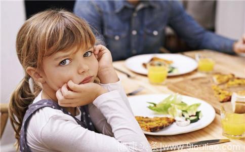 4岁孩子发烧吃什么食物好呢？小孩千万别胡乱吃，这样吃对身体很好