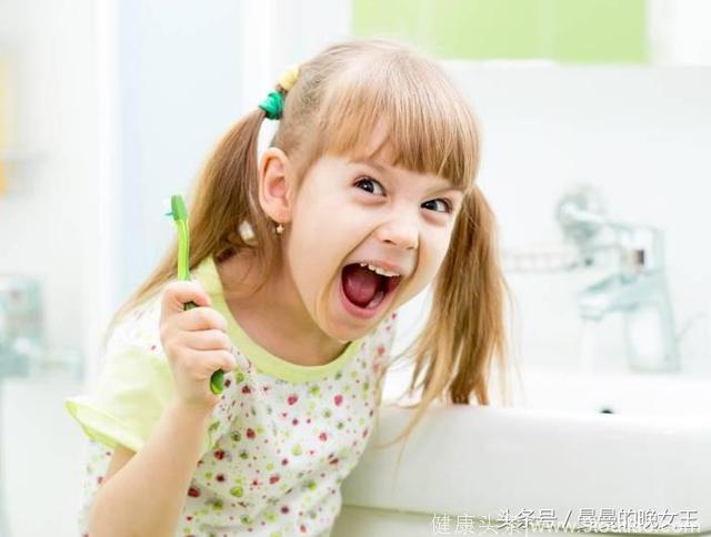 3岁以上就不需使用儿童牙膏？5个关键，帮孩子选对牙膏！