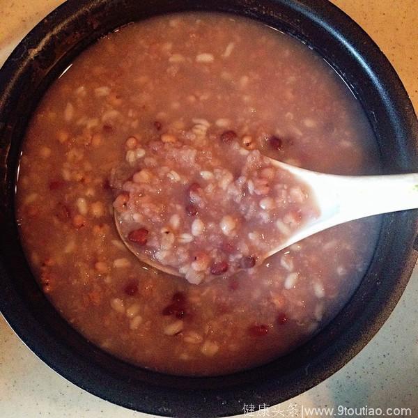夏季酷暑红豆薏米养生粥花样搭配为你送清凉，只为吃出更健康的你