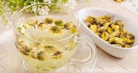 中医推荐的四款养生茶，祛火明目夏天就喝它