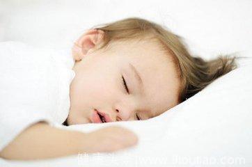 孩子睡姿发出的8大疾病信号，你知道吗？