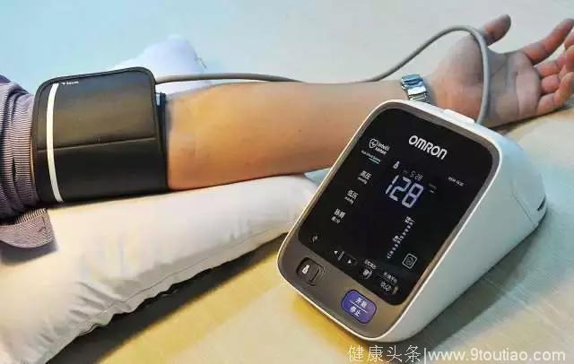在家如何正确测量血压