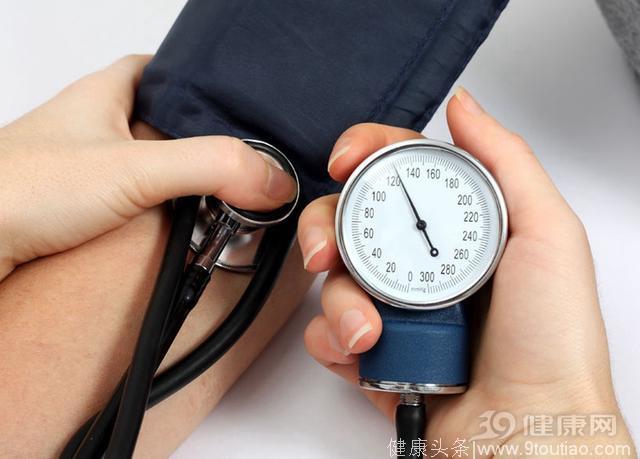 心血管科医生强调：让高血压“听话”，5件事不能懒