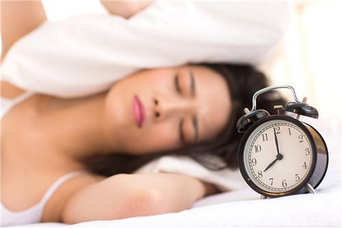 克服失眠技巧，让您越睡越香 睡前要放松心情